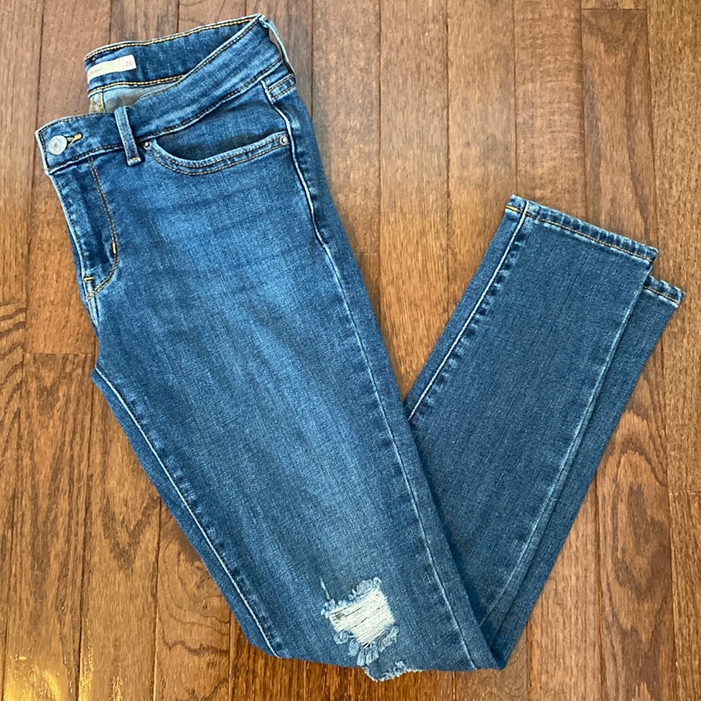 Levi 711 Skinny Jeans | 26